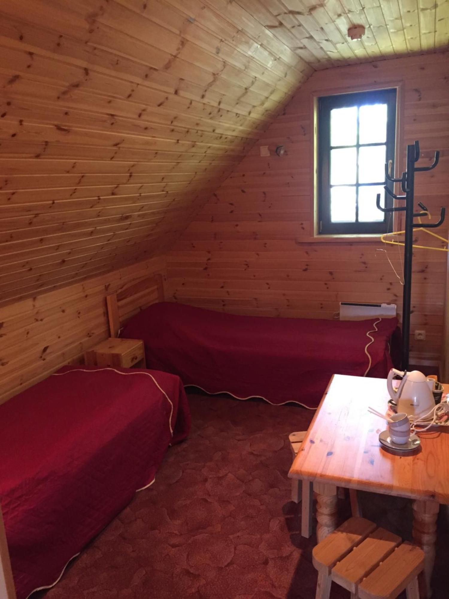 Laane Pansion Bed & Breakfast Kasmu Bagian luar foto