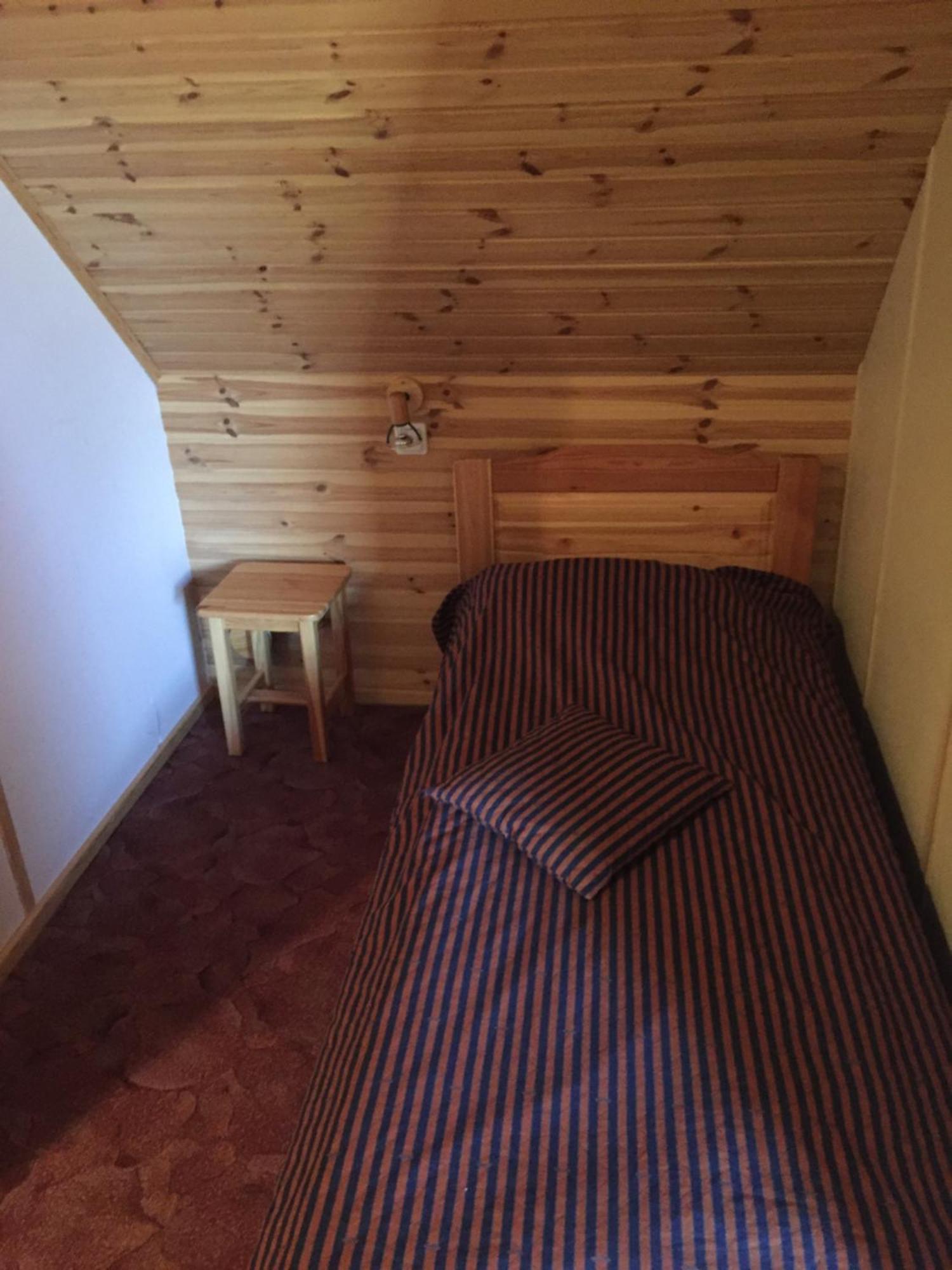 Laane Pansion Bed & Breakfast Kasmu Bagian luar foto