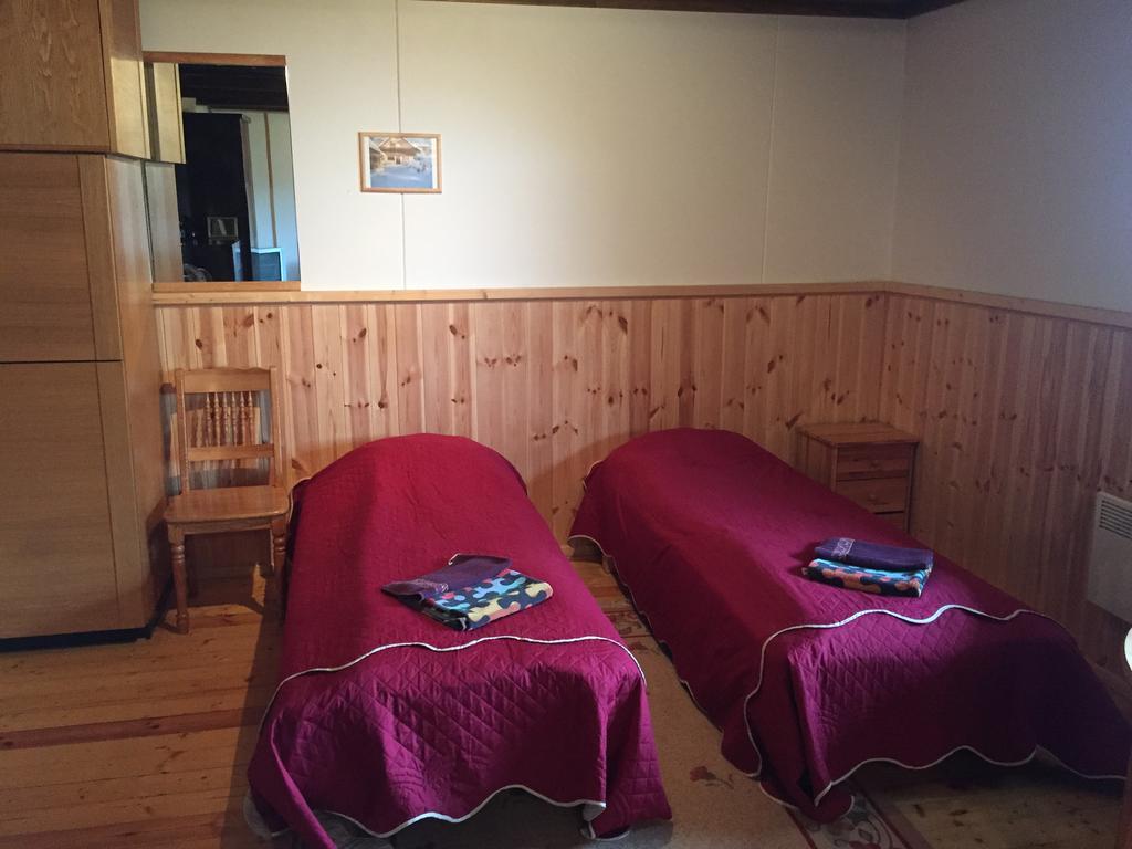 Laane Pansion Bed & Breakfast Kasmu Bagian luar foto